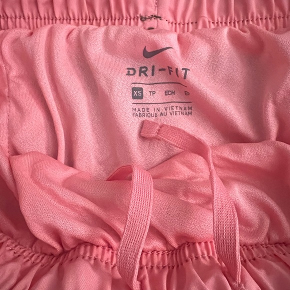 Nike Running Shorts - Picture 4 of 4